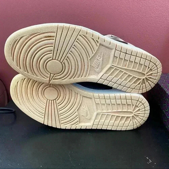 Jordan 1 Retro High main image 4
